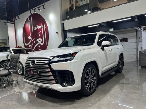 Lexus LX 600... 2023