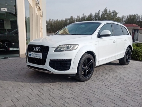 Audi Q7 