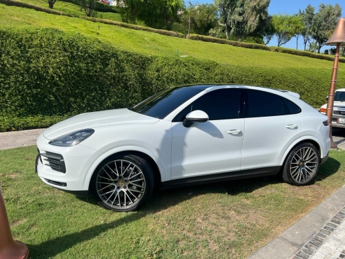 Porsche Cayenne S  2020