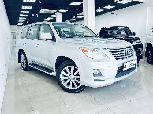 Lexus LX 570