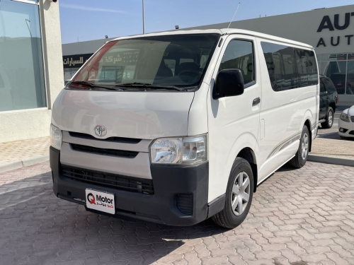 Toyota Hi-Ace  2015