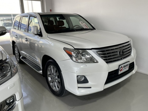 Lexus LX 570 2011