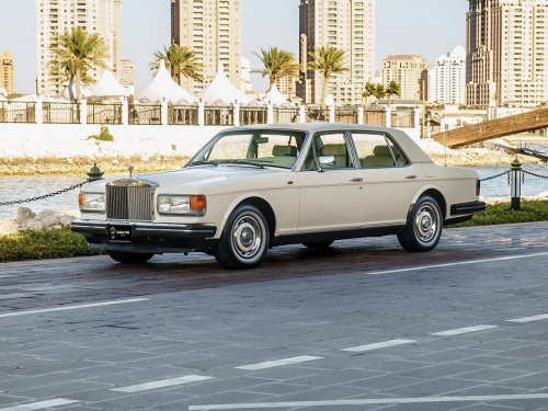 Rolls-Royce silver spur 