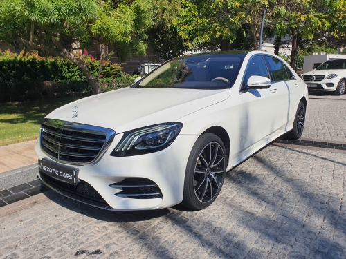 مرسيدس بنز S-Class Sedan 560