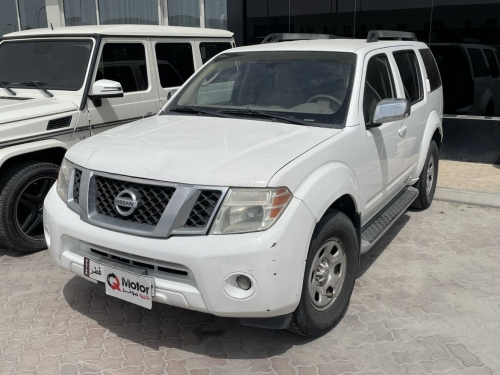 Nissan Pathfinder  2012