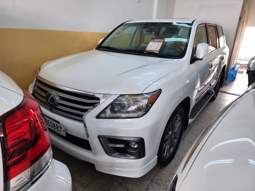 Lexus LX 570 2015