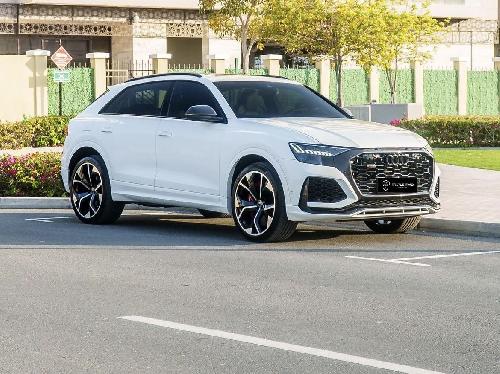 Audi Q8 RS 