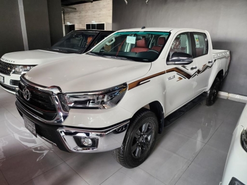 Toyota Hilux  2024