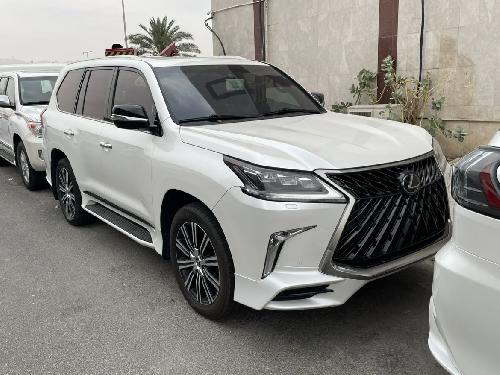 Lexus LX 570 S