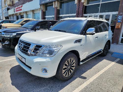 Nissan Patrol  Platinum