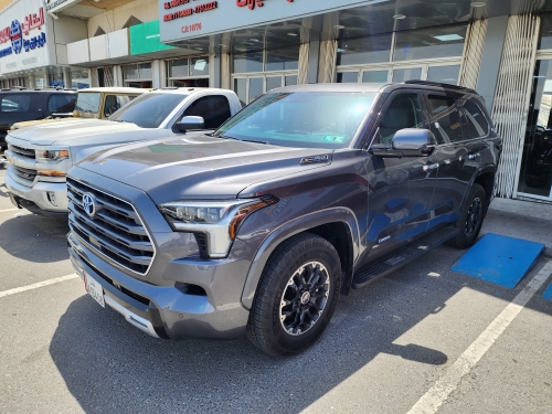 Toyota Sequoia  2024