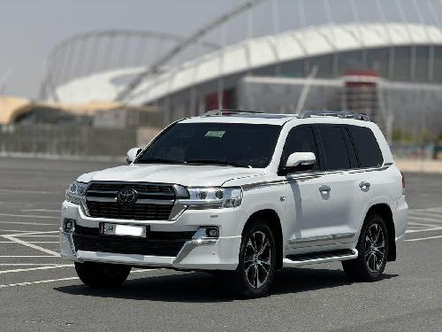 Toyota Land Cruiser GXR Grand Touring