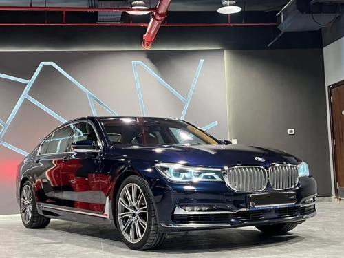 BMW 7-Series 740 Li 2016