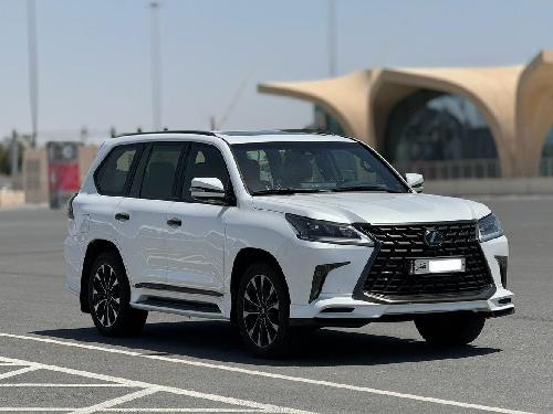 Lexus LX 570 S Black Edition