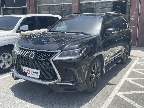 Lexus LX 570 S Black Edition