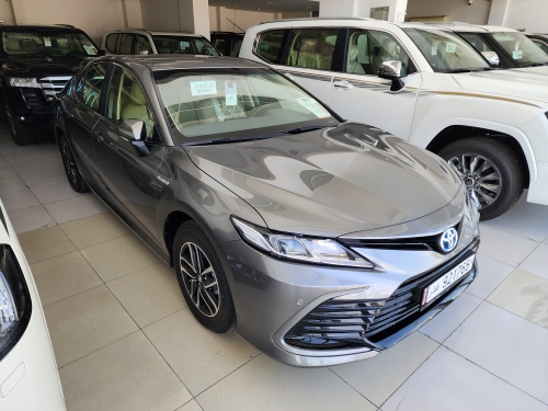 Toyota Camry HYBRID 2024