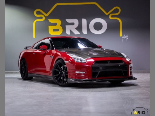 Nissan GT-R  2015