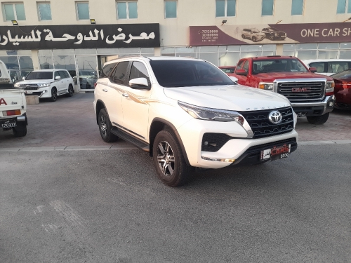 Toyota Fortuner  2022