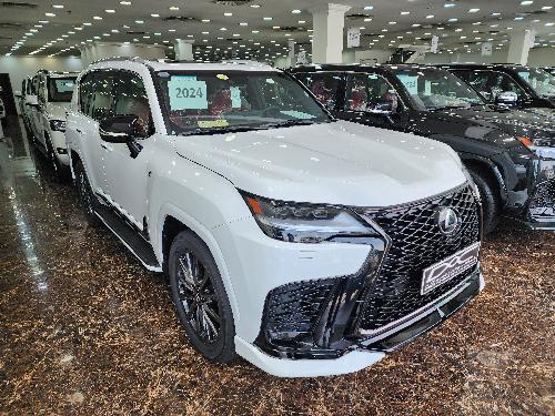 Lexus LX 600  F-Sport