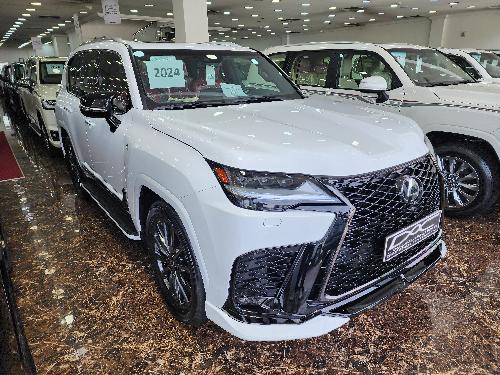 Lexus LX 600  F-Sport