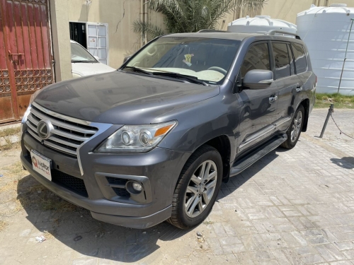 Lexus LX 570 2012